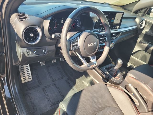 Used 2023 Black Kia GT image 12