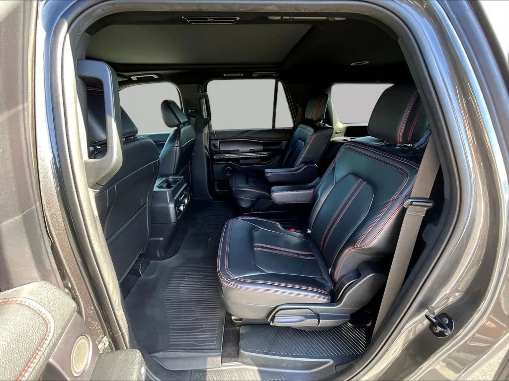 Used 2021 Magnetic Ford Limited image 25