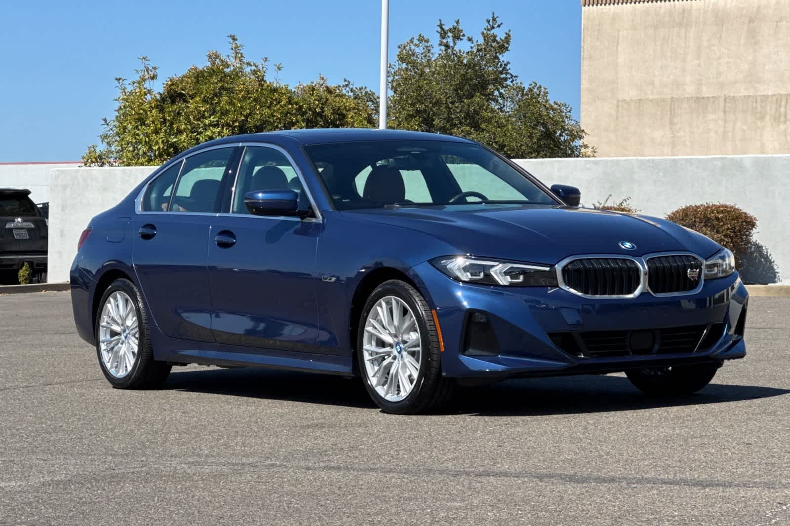 Used 2023 Phytonic Blue Metallic BMW 330e image 5