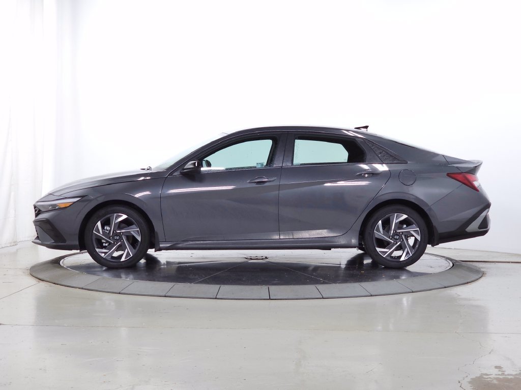 Certified Used 2025 Ecotronic Gray Hyundai SEL Sport image 6
