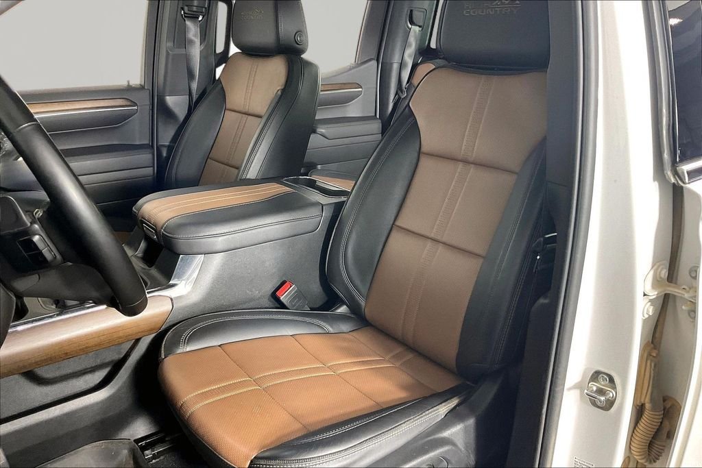 Used 2024 Beige Chevrolet High Country image 17