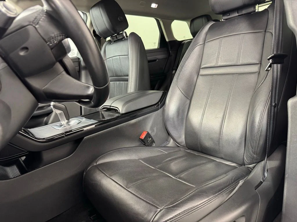 Used 2020 Firenze Red Metallic Land Rover S image 13