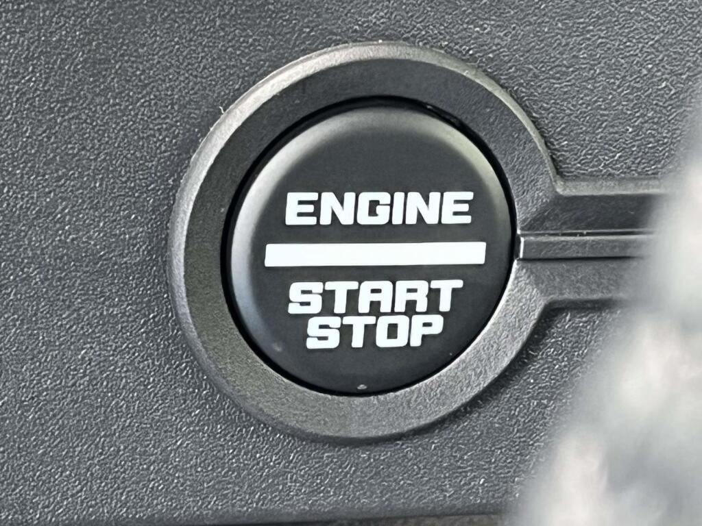 New 2025 Desert Sand Ford Badlands image 32