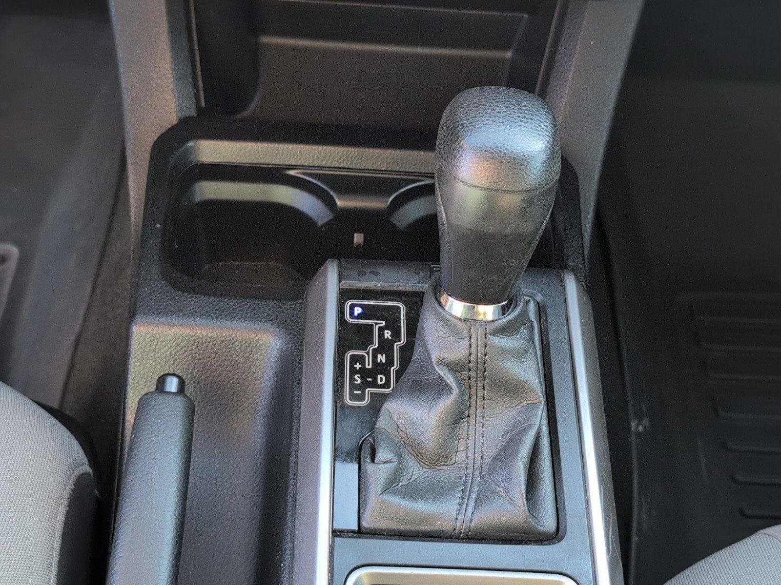 Used 2022 Celestial Silver Metallic Toyota SR5 V6 image 22