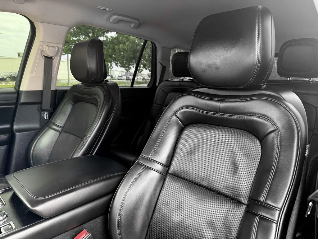 Used 2020 Black Lincoln Reserve image 19