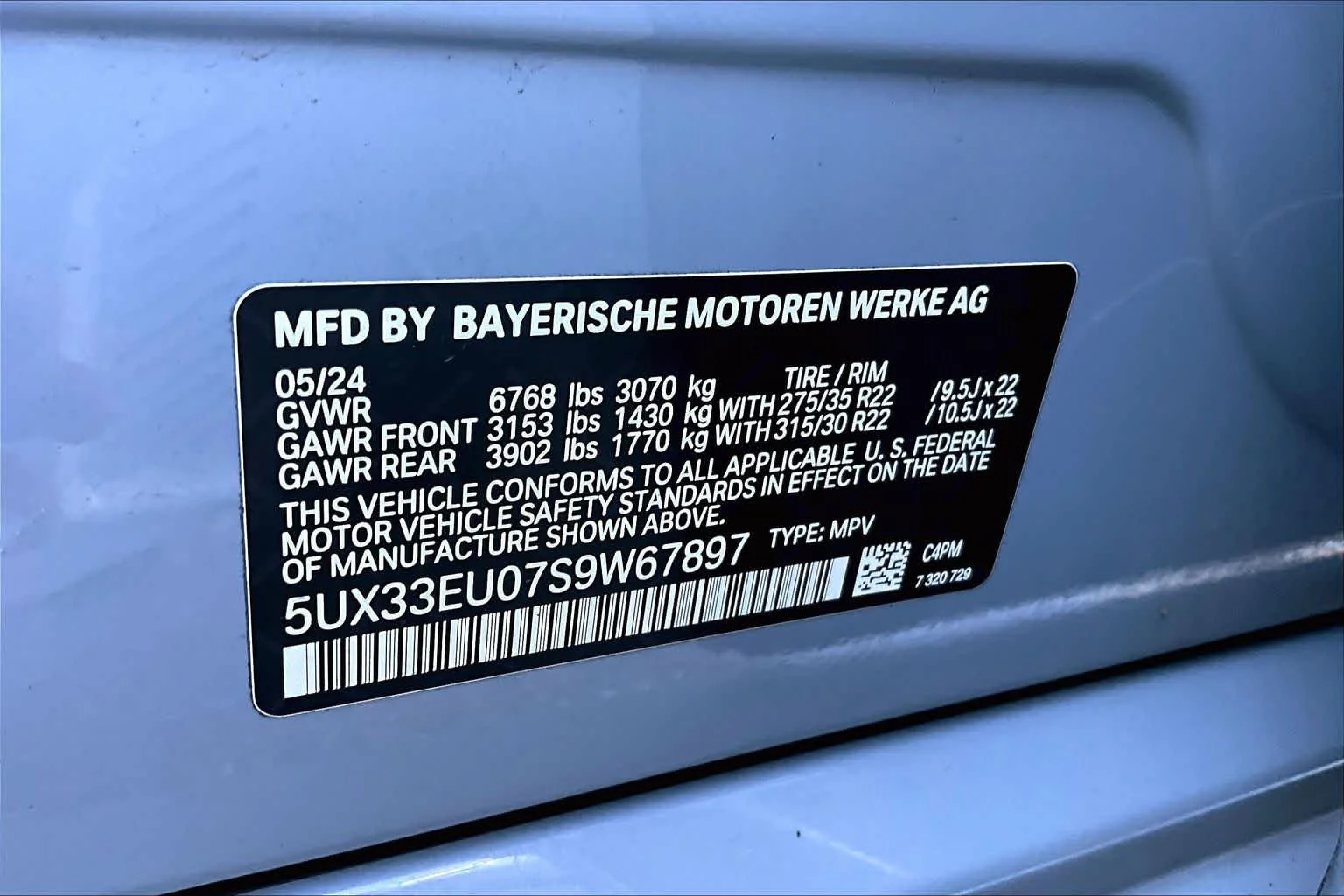 Used 2025 Brooklyn Grey Metallic BMW M60i image 34