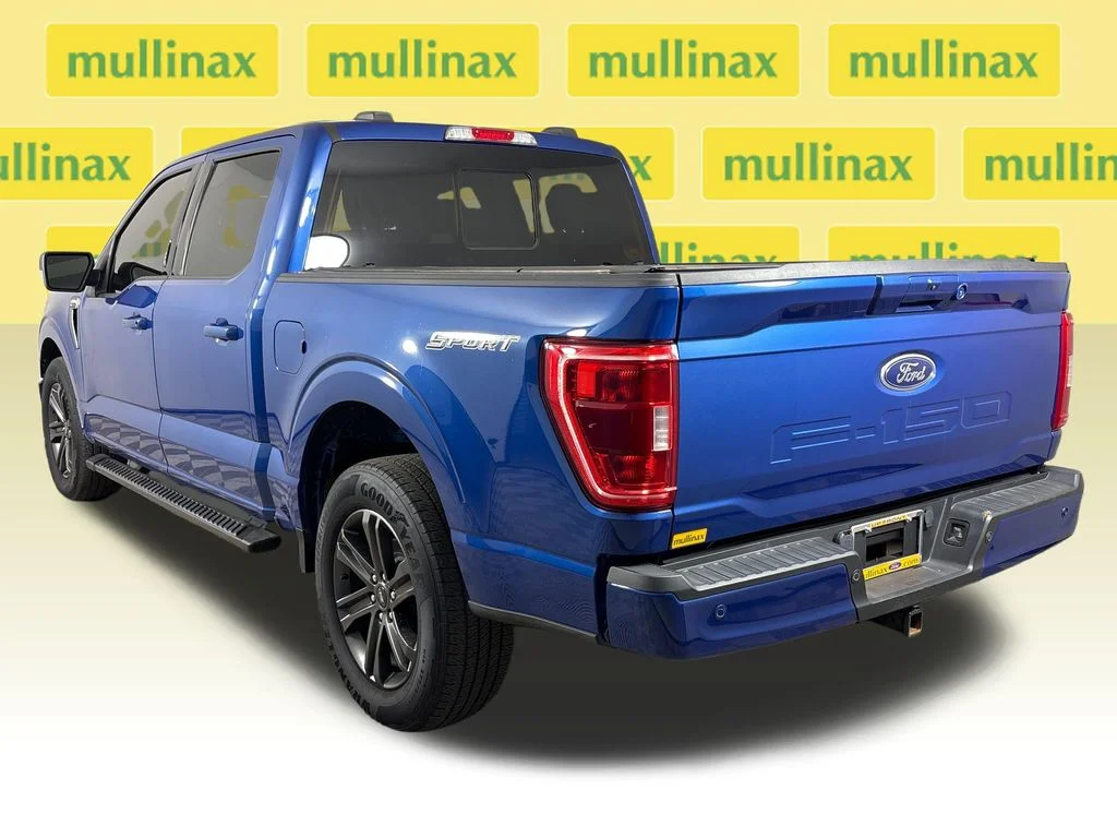 Certified Used 2022 Blue Ford XLT image 10