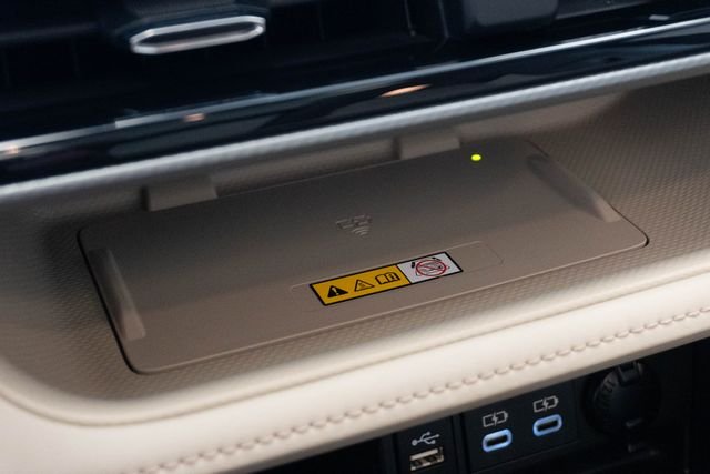 Used 2024  Toyota Platinum image 34