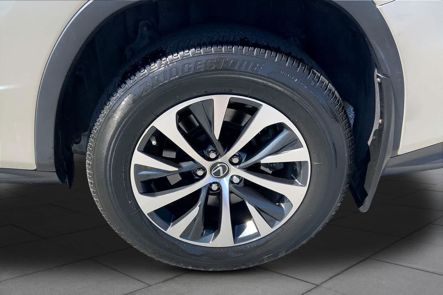 Used 2022 Atomic Silver Lexus  image 10