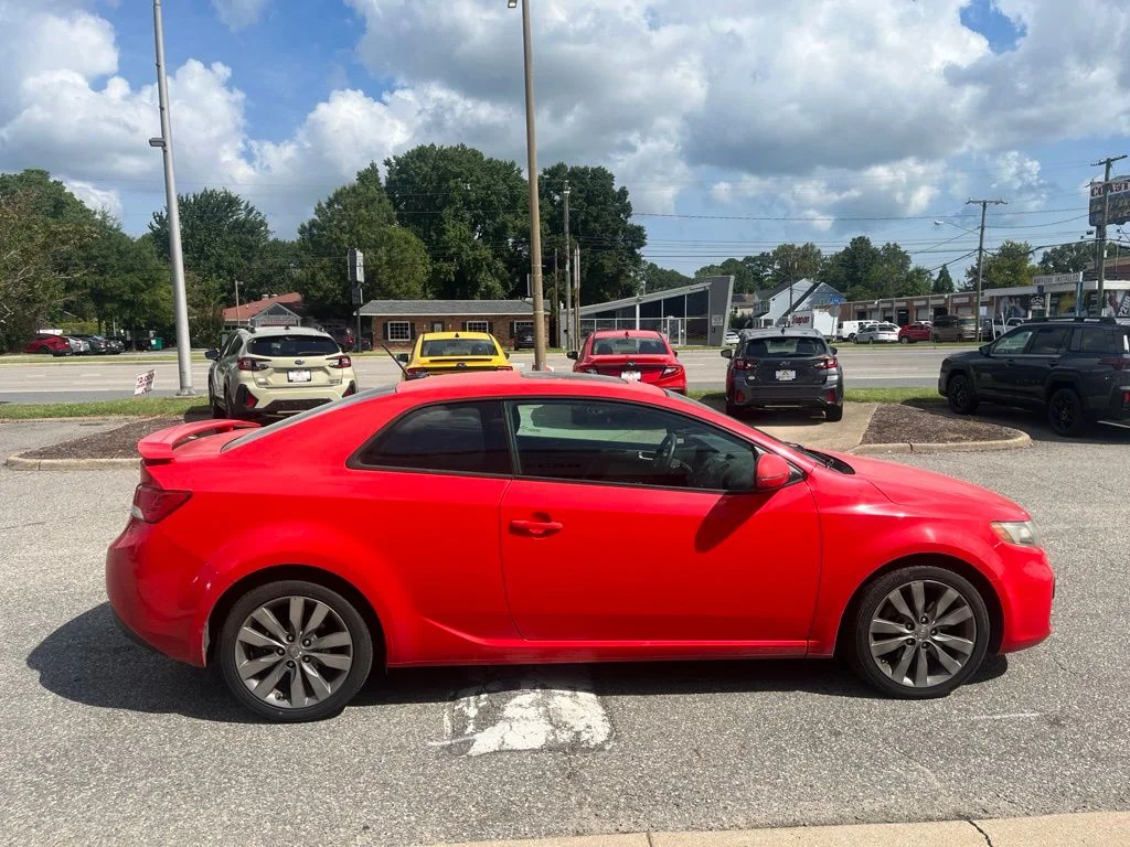 Used 2011 Red Kia SX image 3