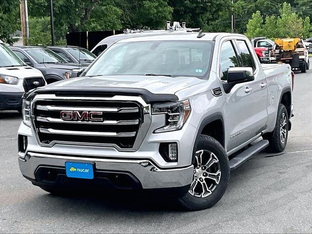 Used 2020 Silver GMC SLE image 3