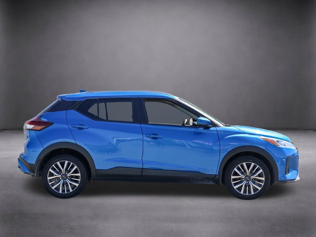 Used 2024 Blue Nissan SV image 2