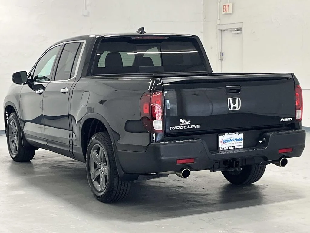 Used 2023 Crystal Black Pearl Honda RTL-E AWD 3.5L 1 Owner image 6