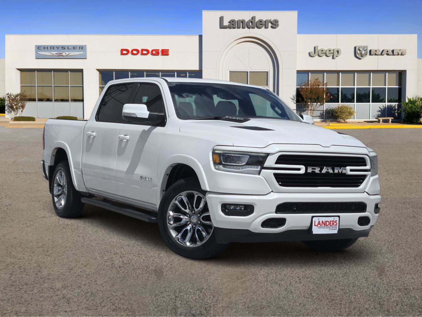 2020 RAM 1500 Laramie 4x4 Crew Cab 5'7's photo