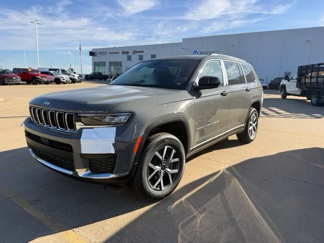 New 2027 Gray Jeep Laredo X image 3