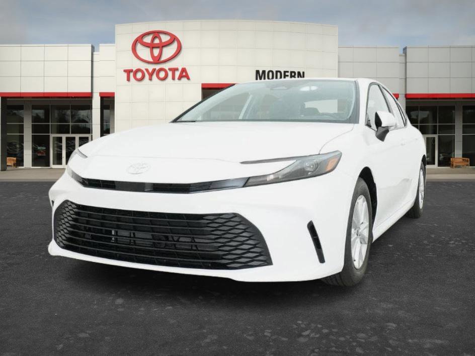 New 2026 Ice Cap Toyota LE image 17