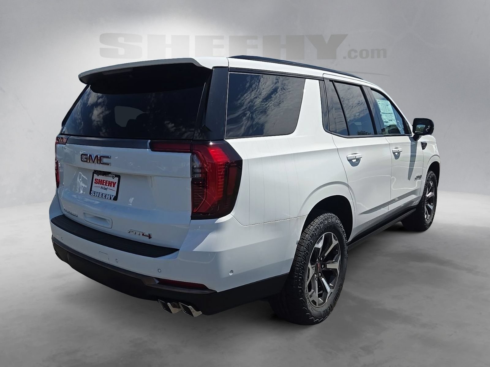 2026 GMC Yukon AT4 Ultimate - Photo 7