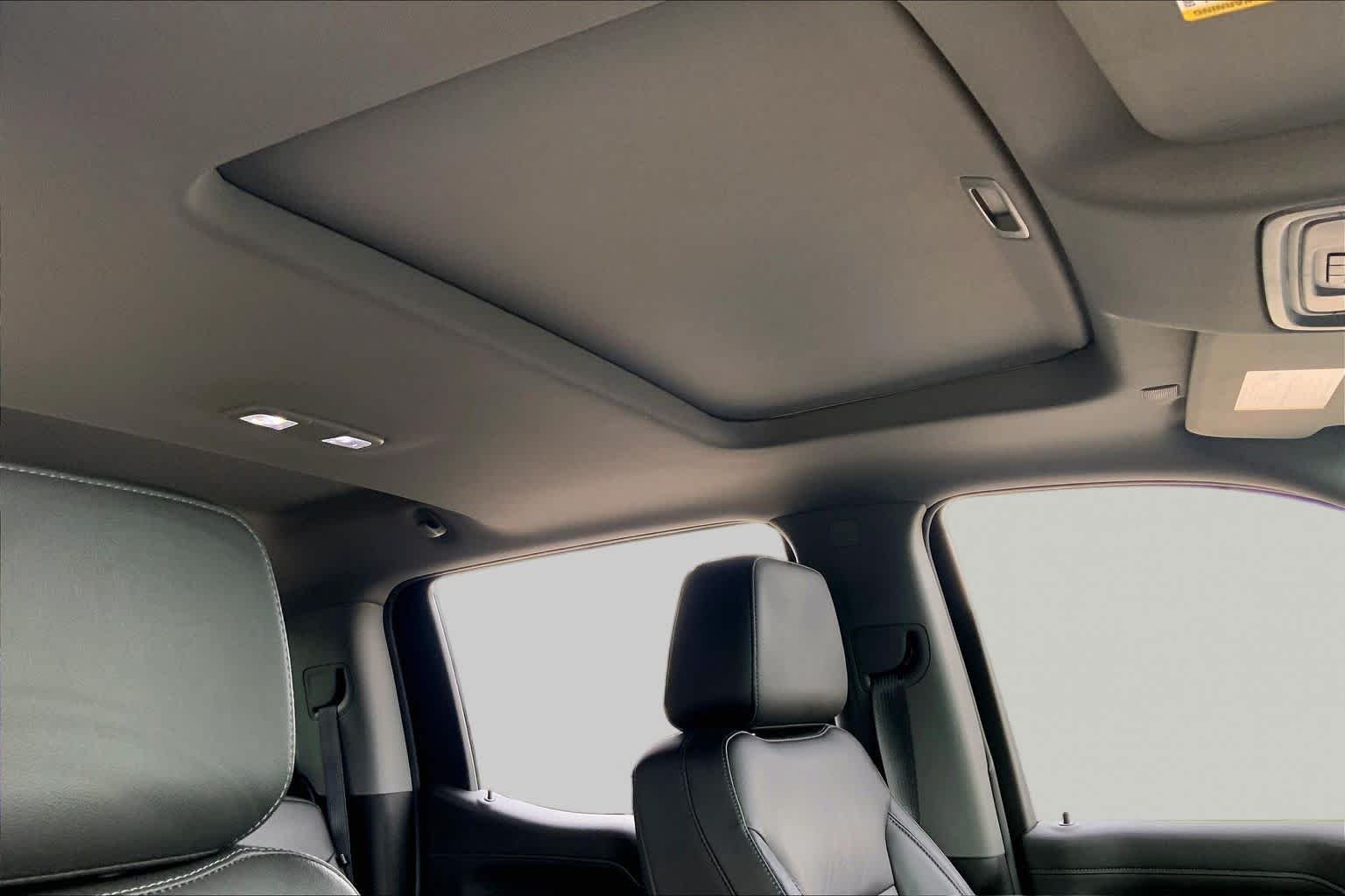 Used 2020 Northsky Blue Metallic Chevrolet LT Trail Boss image 13