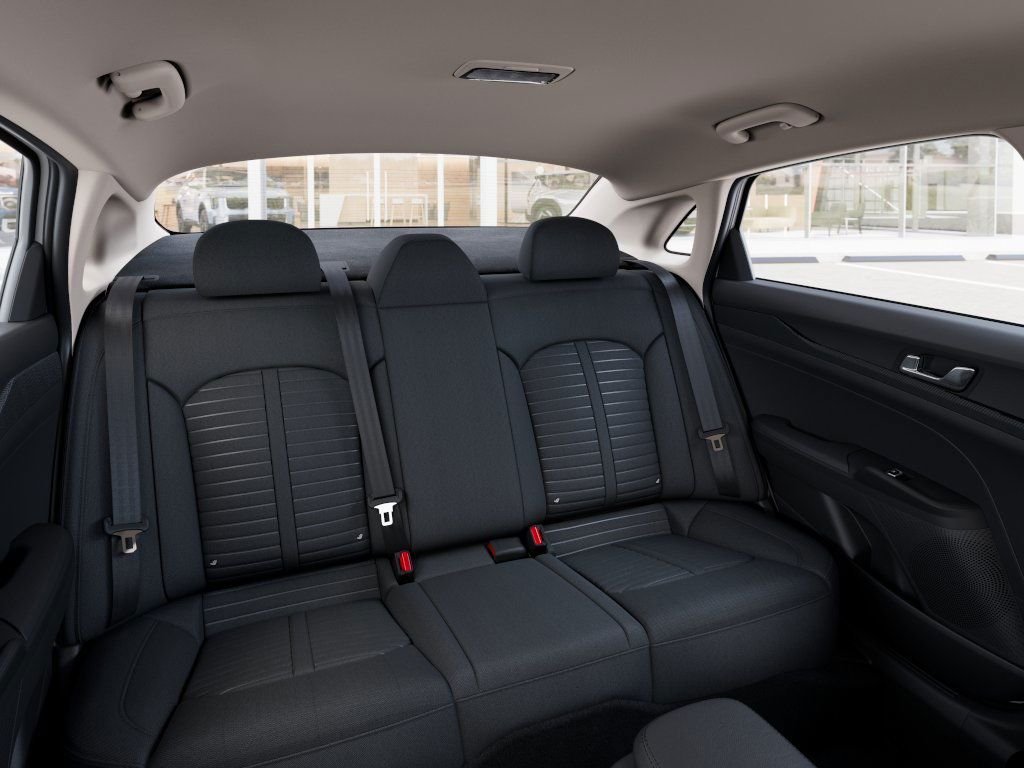 2026 Kia K5 LXS - Photo 16