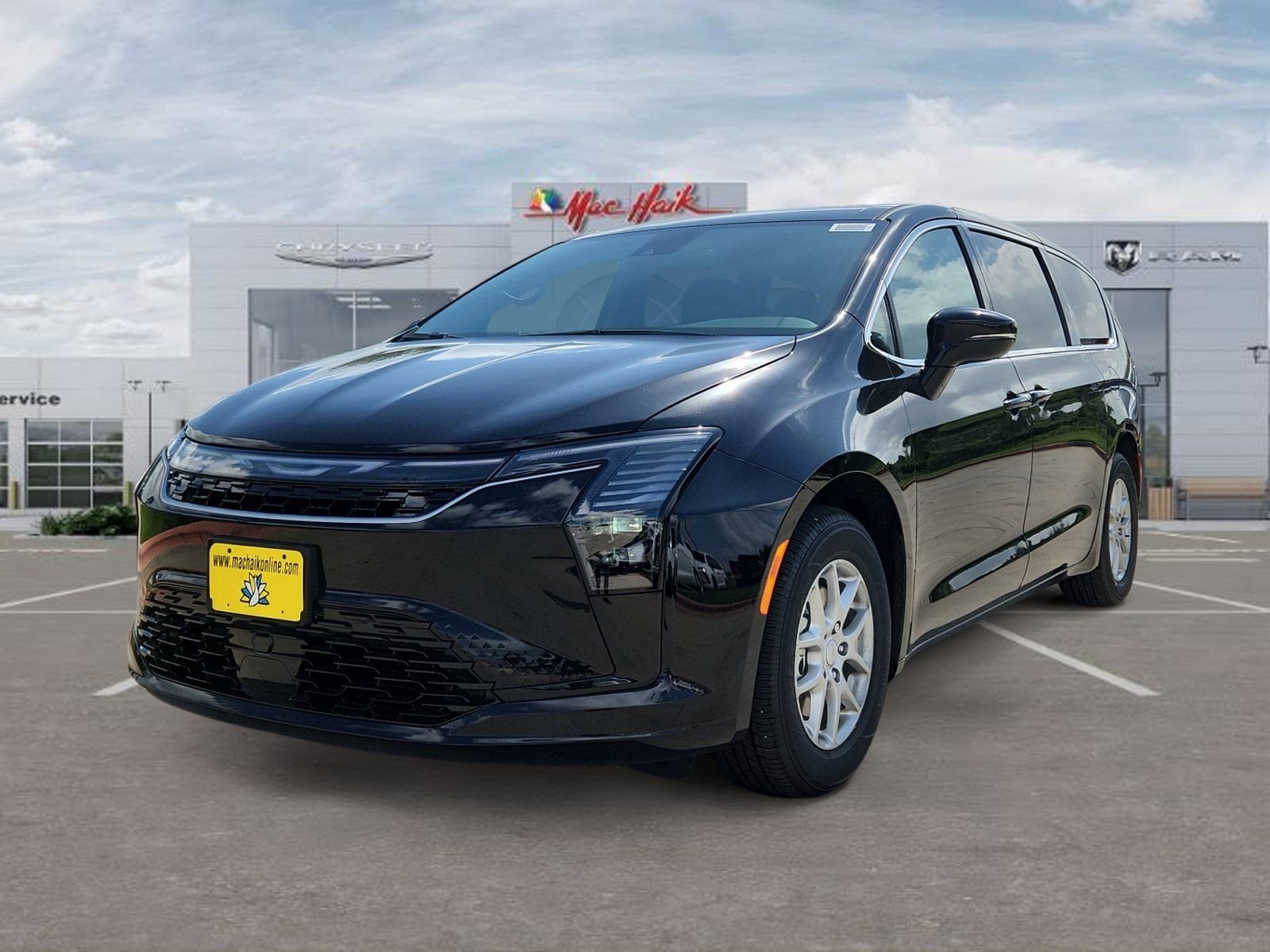 2027 Chrysler Pacifica Select's photo