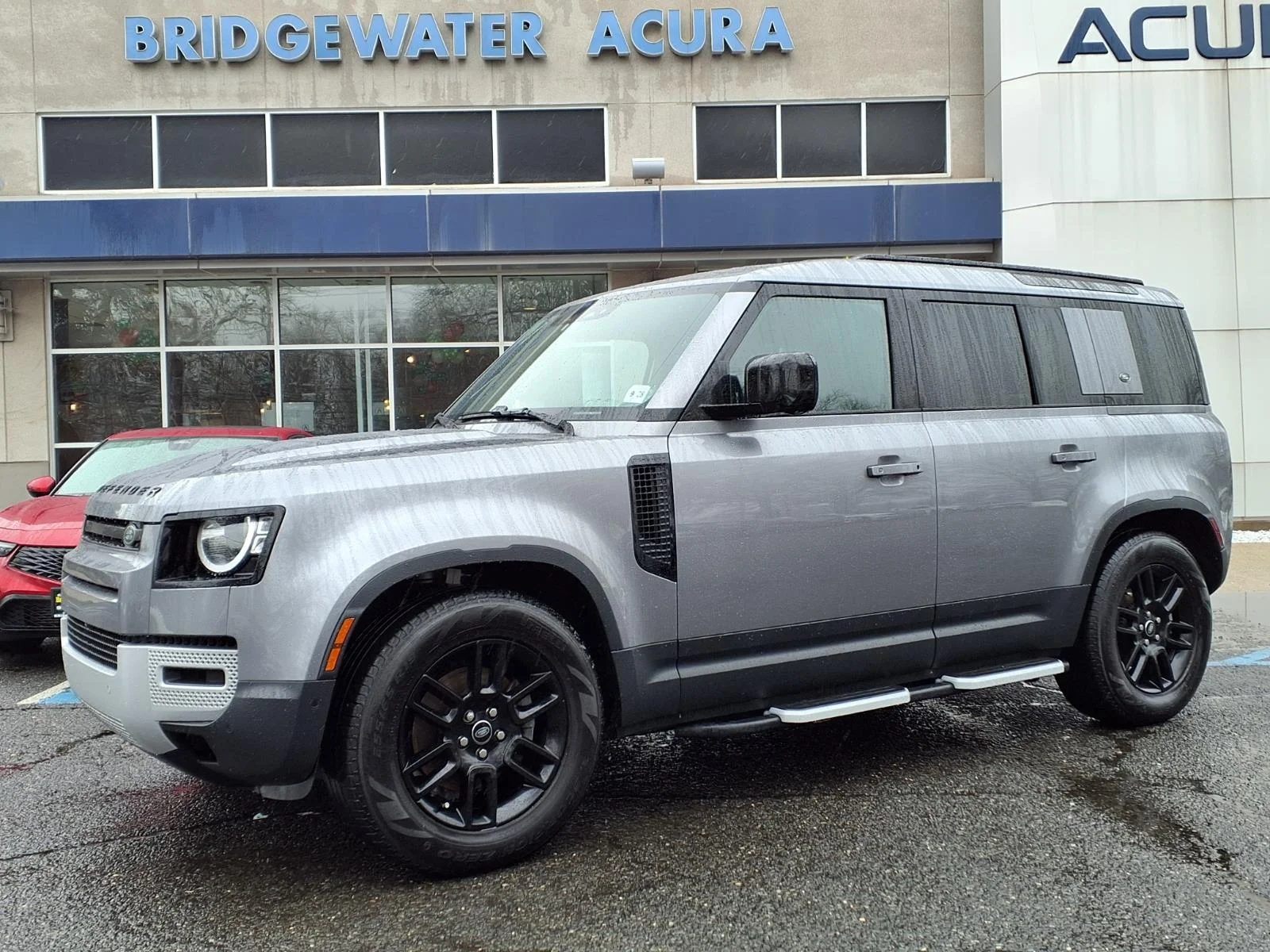 2023 Land Rover Defender S's photo