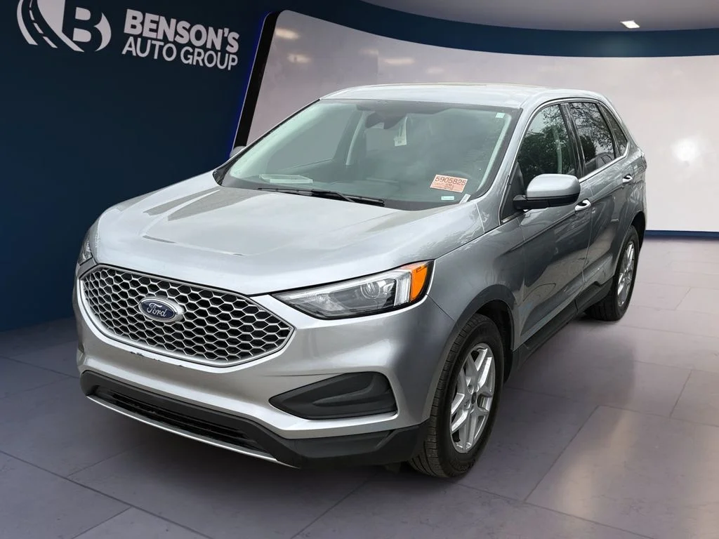 2024 Ford Edge SEL AWD's photo