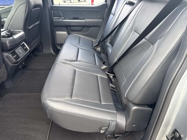 Used 2025 Iconic Silver Metallic Ford Lariat image 15