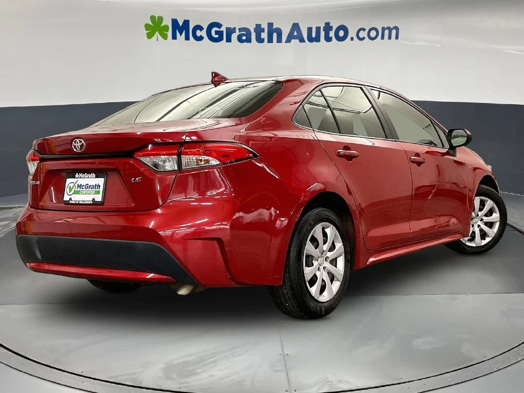 Used 2021 Red Toyota LE image 16