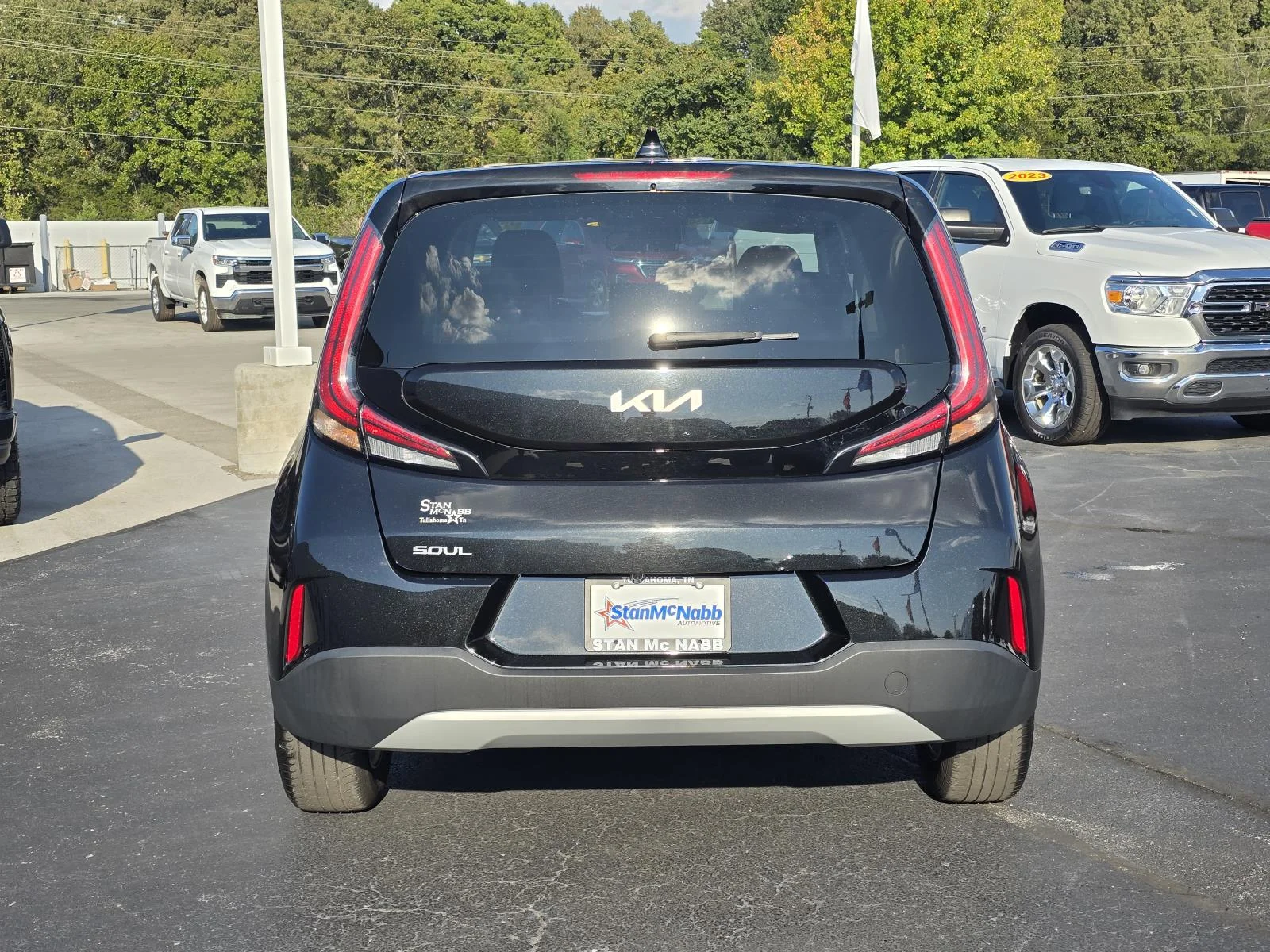 Used 2024 Black Kia LX image 6