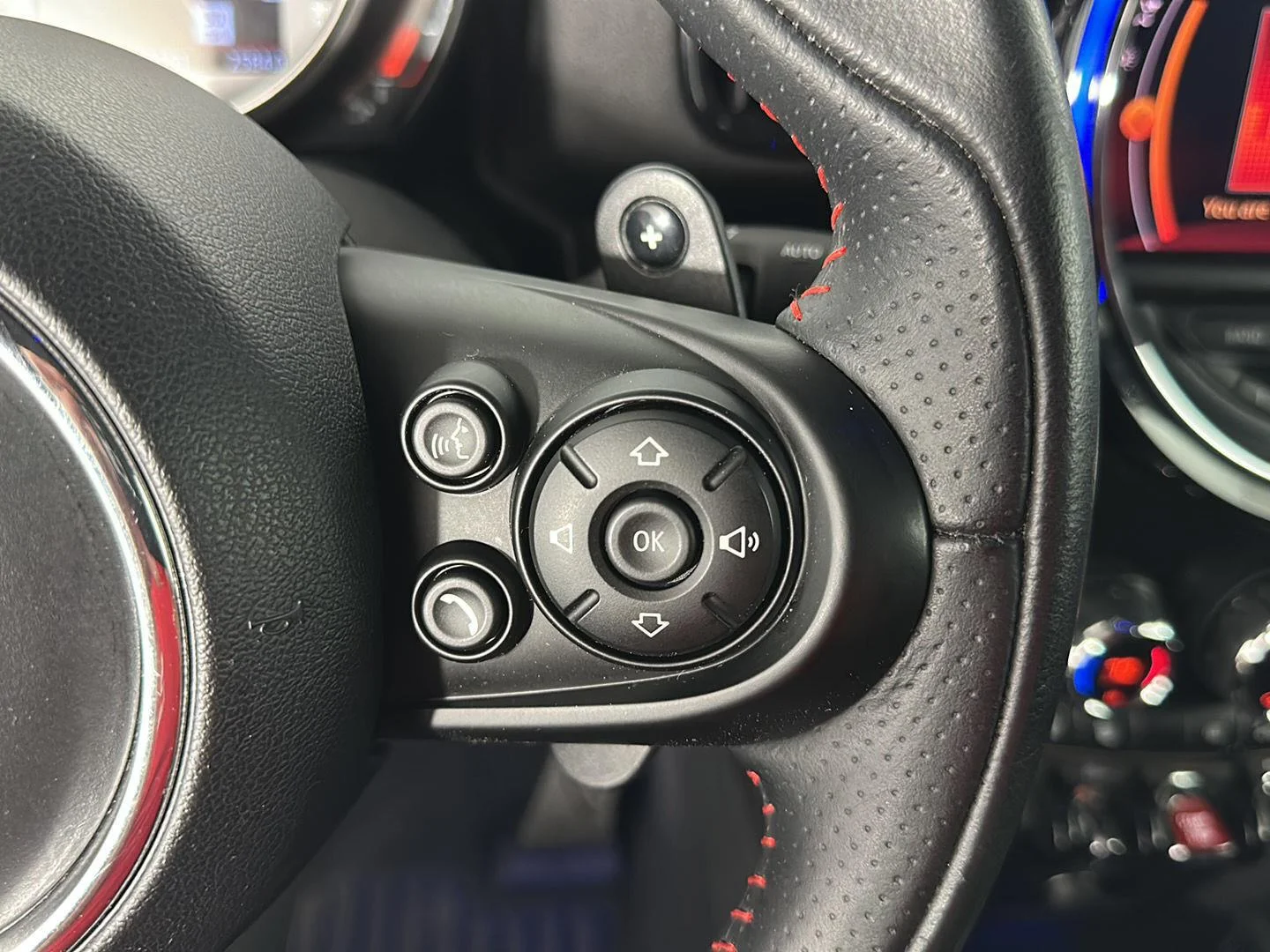 Used 2020 White SIlver Edition MINI Cooper S image 23