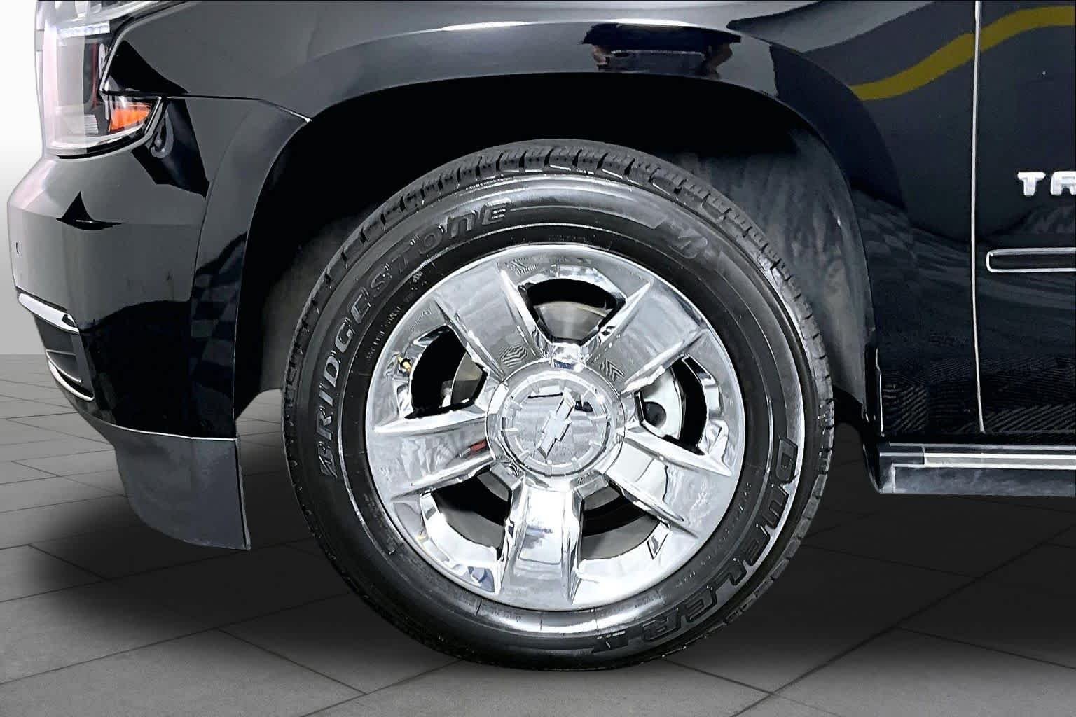 Used 2017 Black Chevrolet Premier image 10