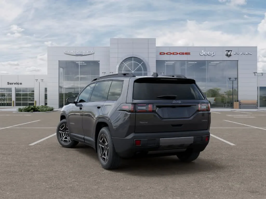 New 2026 Sting-Gray Clear-Coat Exterior Paint Jeep Limited image 3