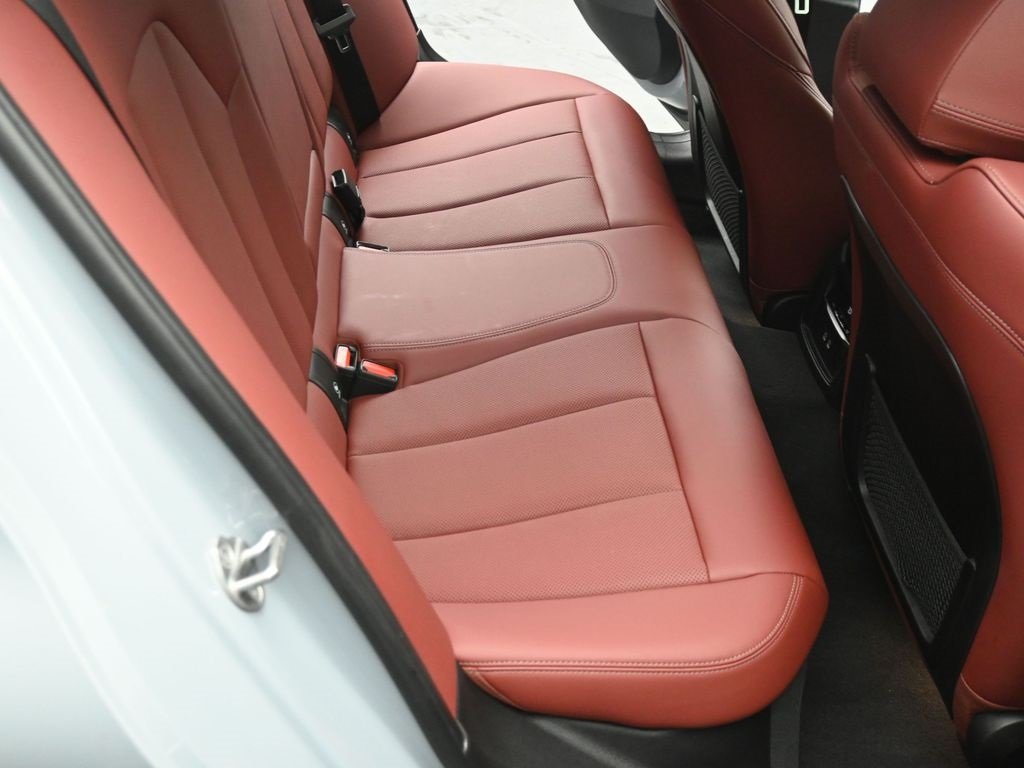 2023 BMW 330I - Image 24