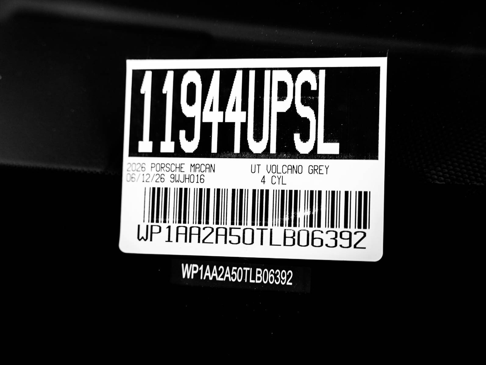 Certified Used 2026 VOLCANO GREY Porsche  image 33