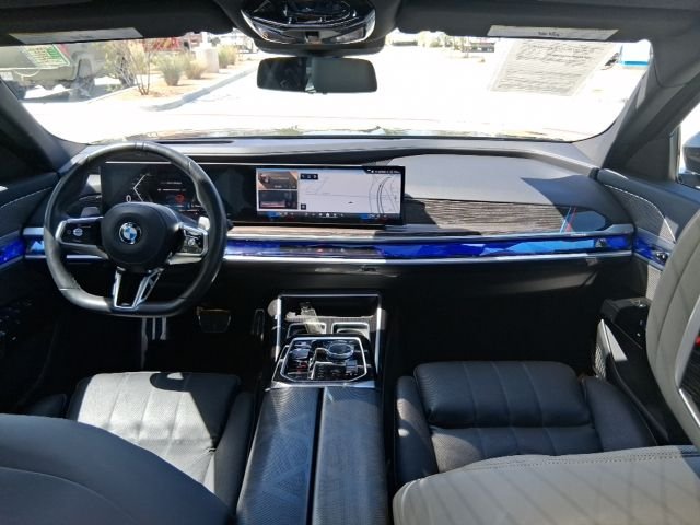 Used 2023 Black BMW 740i image 11