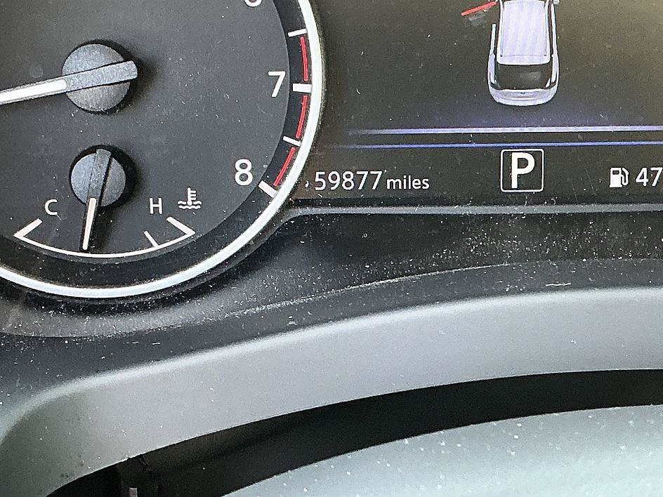 Used 2019 Pearl White Tricoat Nissan Platinum image 16
