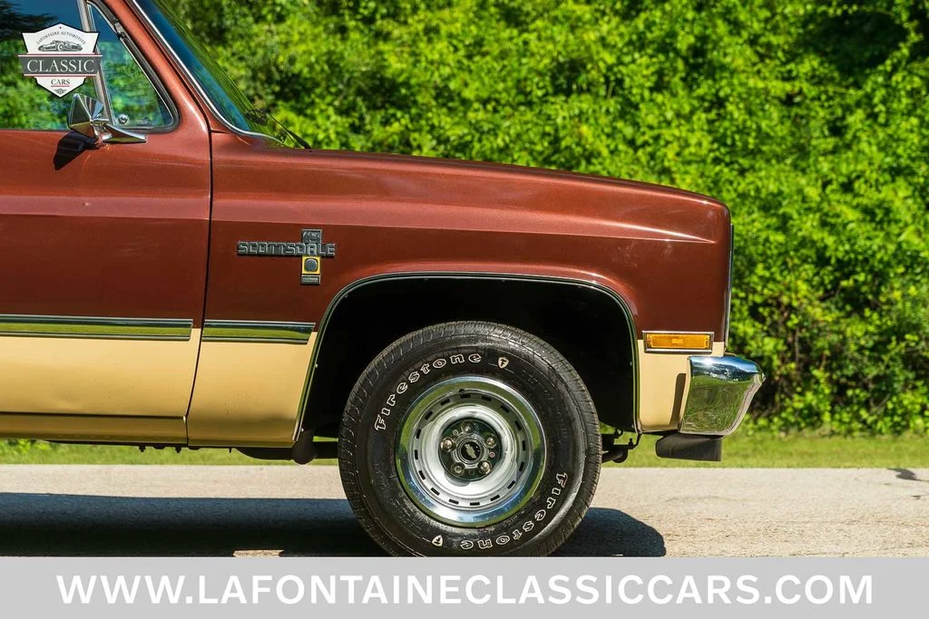 Used 1982 Brown Chevrolet  image 38