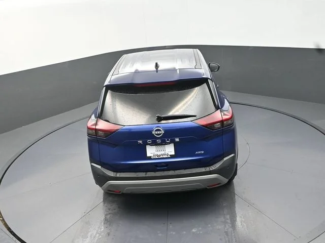 Used 2023 Blue Nissan S image 16