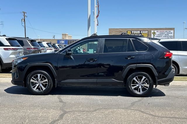 Used 2021 Black Toyota XLE image 6