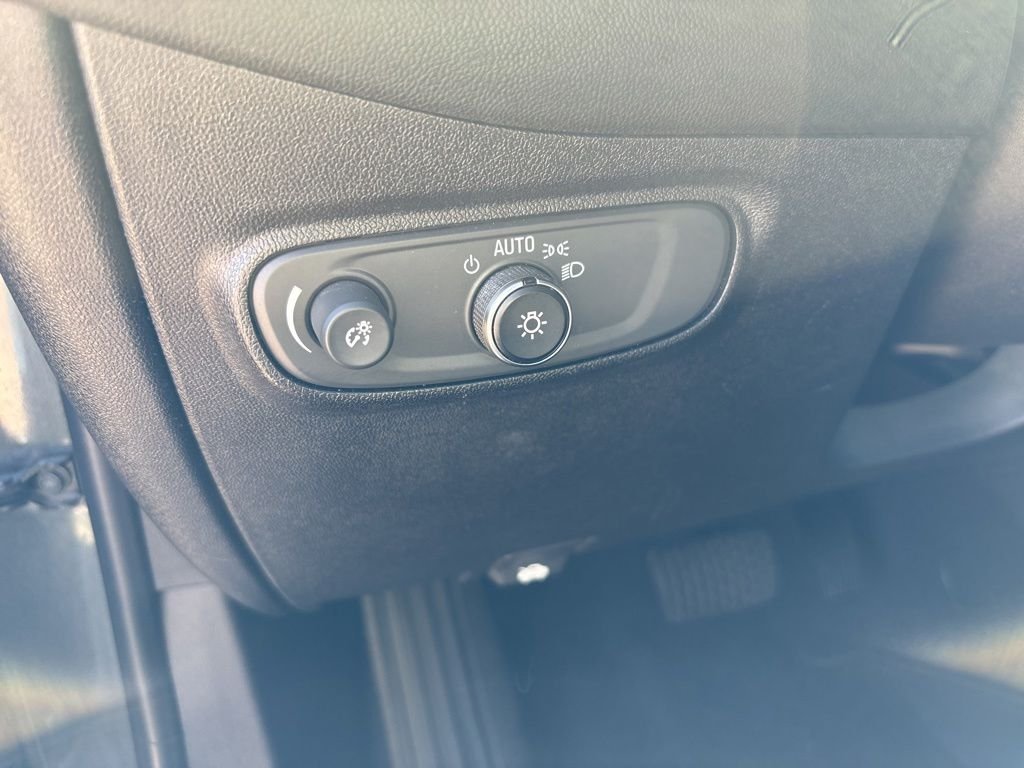 2018 Chevrolet Equinox LT - Photo 19