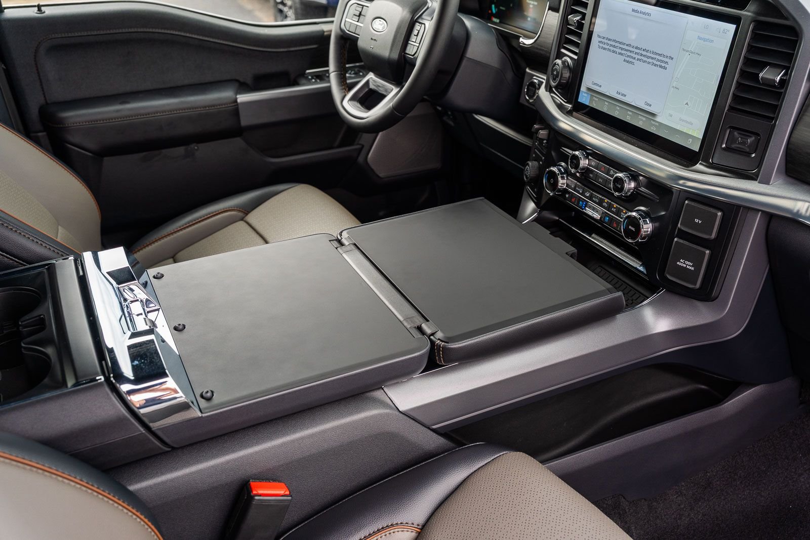 New 2026 Agate Black Metallic Ford Lariat® image 9
