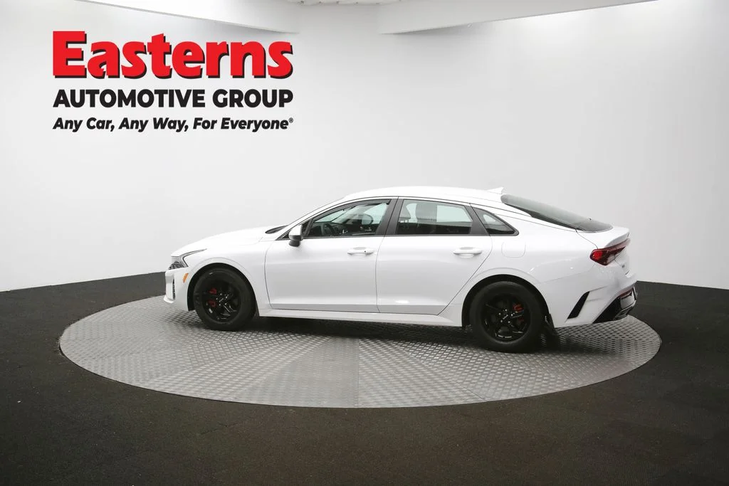 Used 2023 White Kia LXS image 59