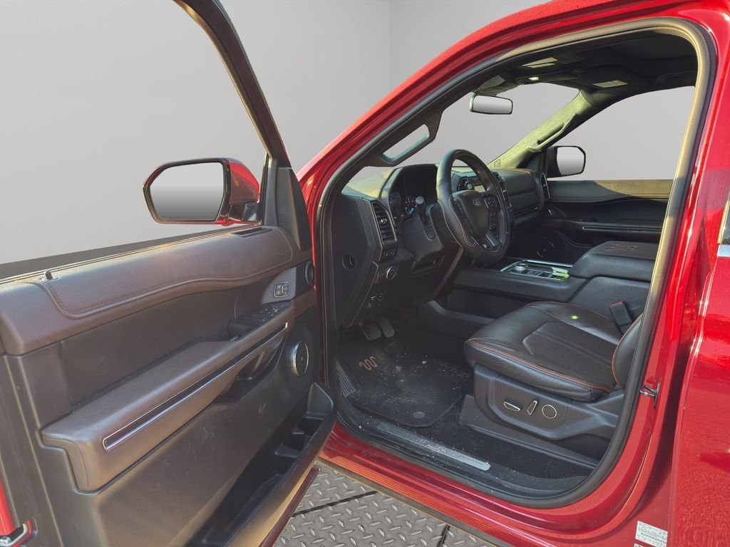 Used 2021 Rapid Red Metallic Tinted Clearcoat Ford King Ranch image 6