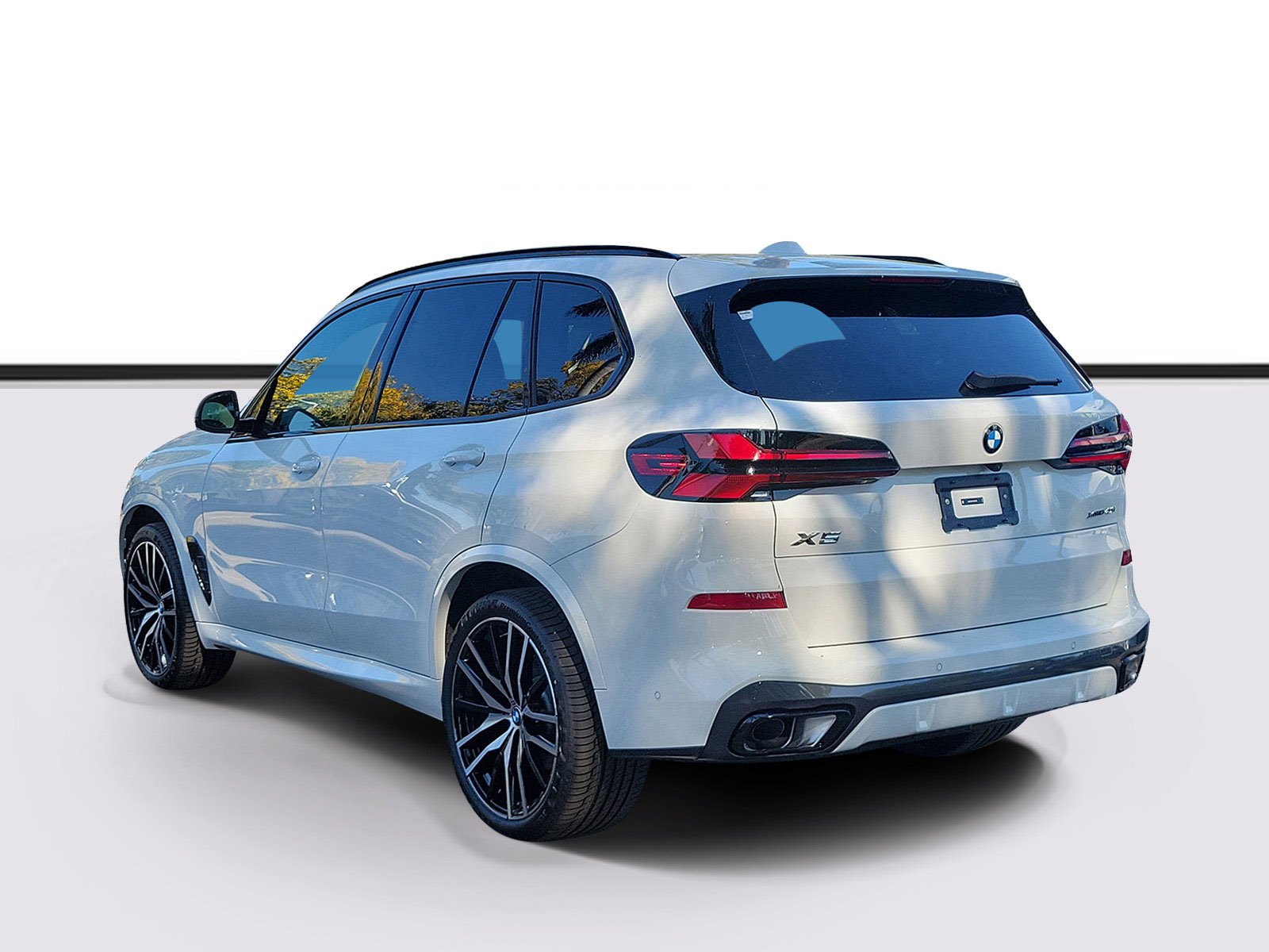 New 2026 Alpine White BMW xDrive40i image 3