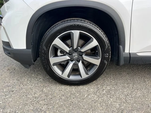 2025 Honda Pilot Touring - Photo 29