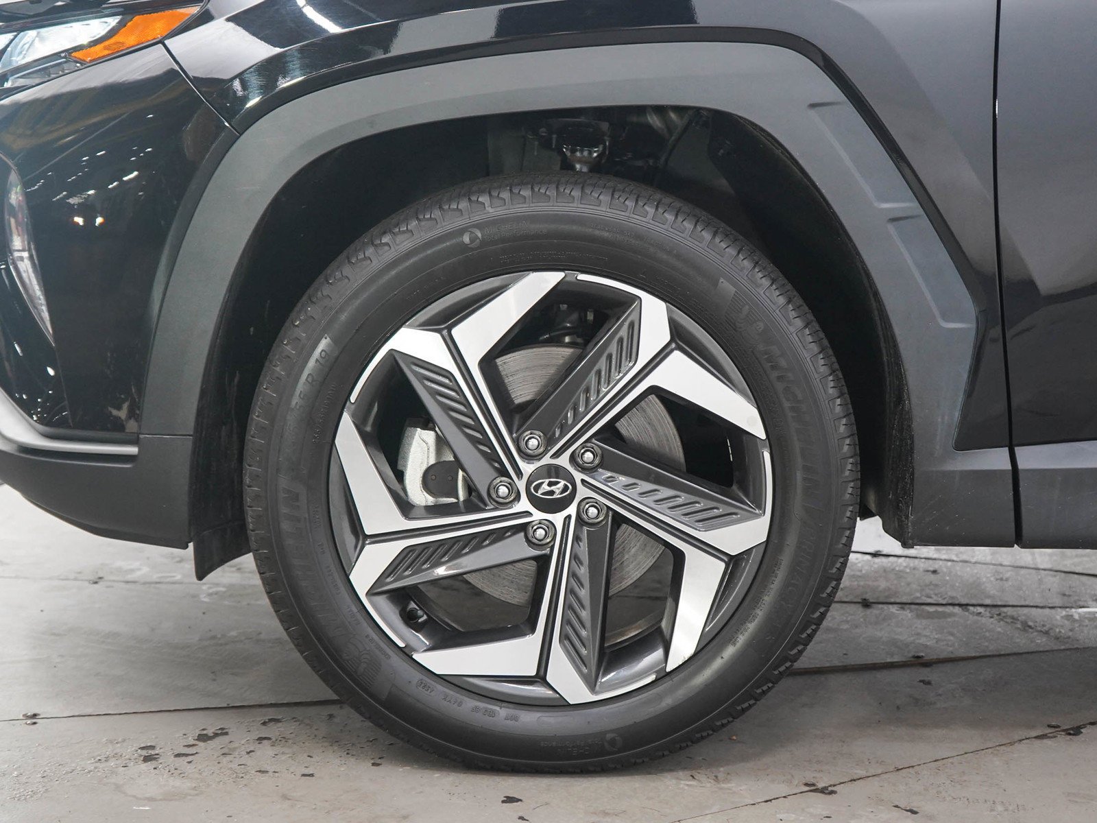 Used 2024 Black Pearl Hyundai SEL AWD *Ltd Avail* image 31
