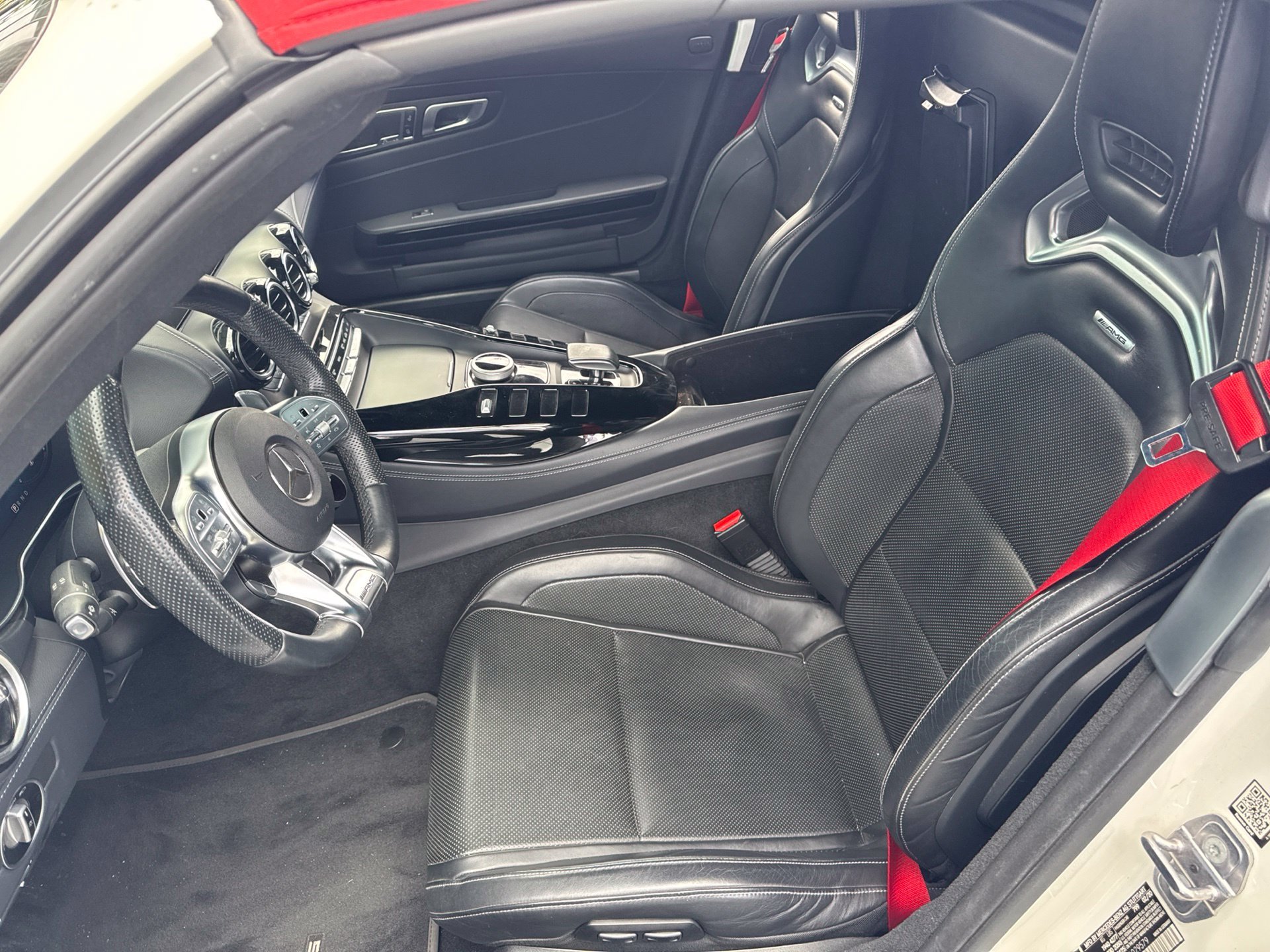 Used 2020 White Mercedes-Benz Base image 9