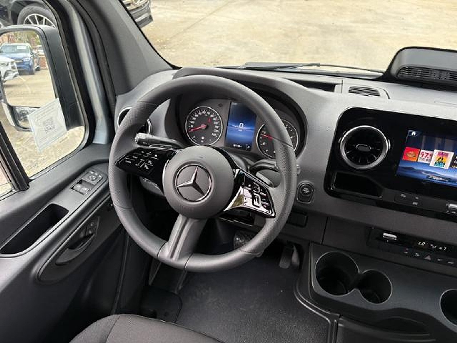 New 2026 high-tech silver metallic Mercedes-Benz  image 12