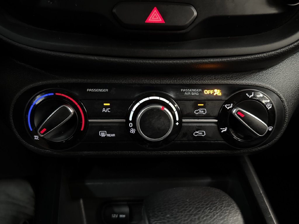 Used 2025 Snow White Pearl Kia LX image 25