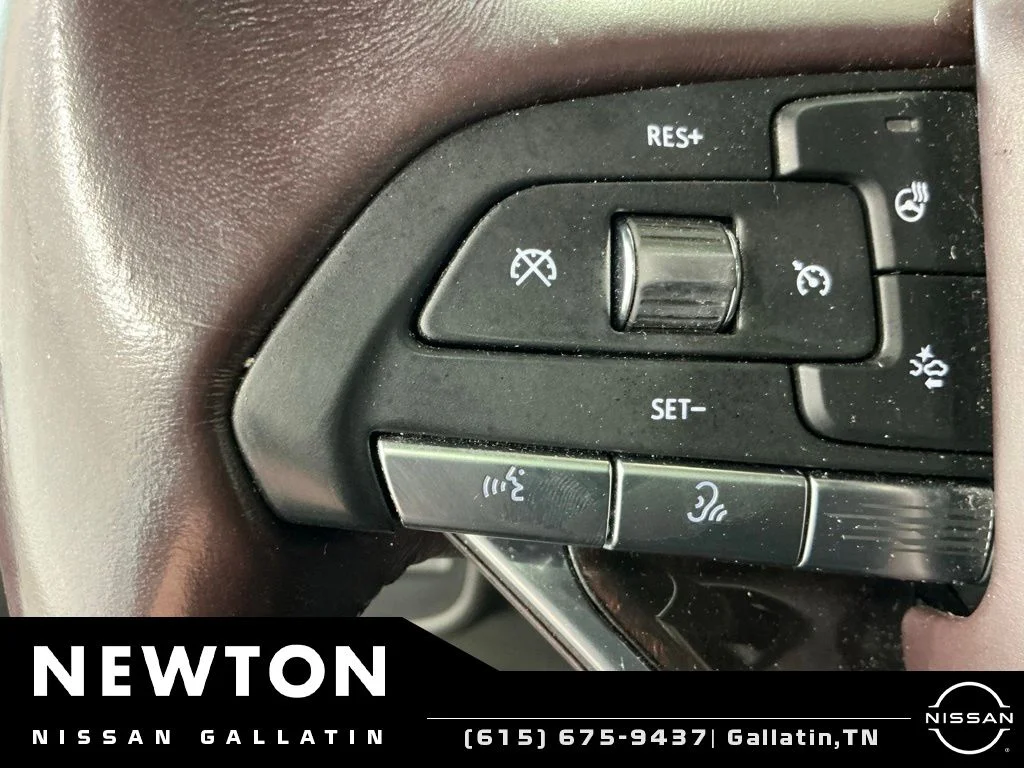 Used 2021 Crystal White Tricoat Cadillac Sport Platinum image 73